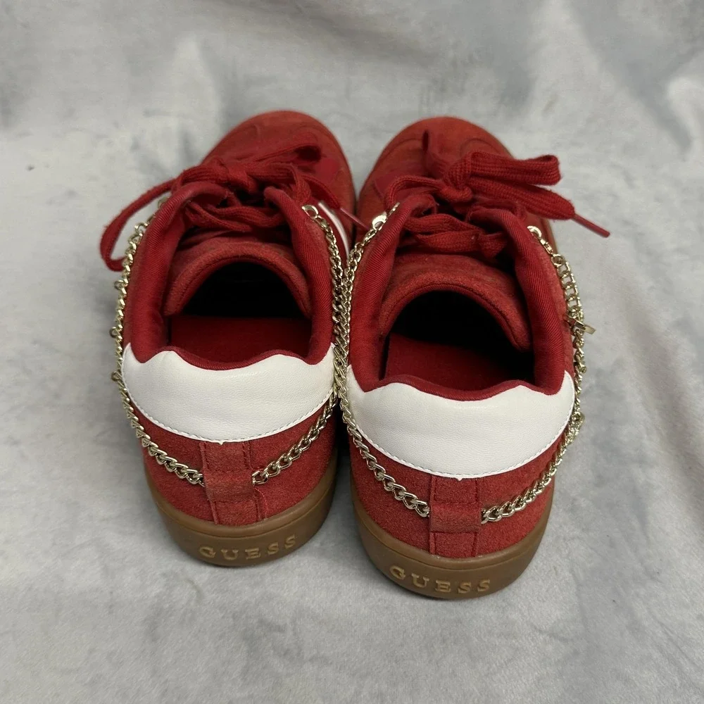 Guess Shoes Womens Size 10 Red Chain Charm Low Top‎ Casual Sneakers GWNA0K03